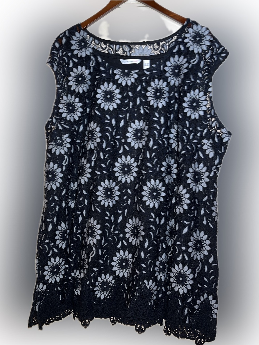 Isaac Mizrahi Live! Black Floral Lace Scallop Hem Tunic-Length Tank Top - 3X